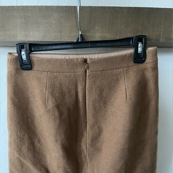 J. Crew| Wool, Laine Brown-Tan Mini Skirt with Ruffle Detail—Size 0••• - Picture 4 of 14